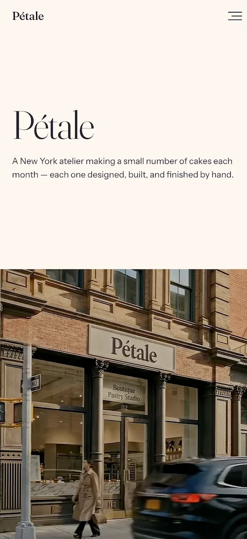 Mobile view of the Pétale home page